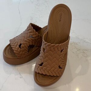CROCS Women's Brown Braided Platform Sandals